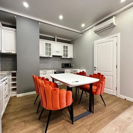 Gagarin Plaza Stylish Apartment Одеса Екстериор снимка