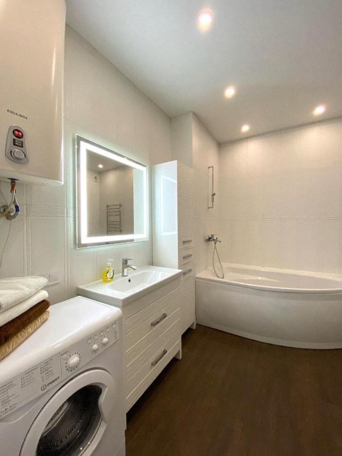 Gagarin Plaza Stylish Apartment Одеса Екстериор снимка