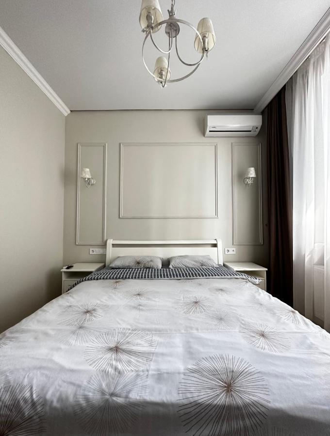 Gagarin Plaza Stylish Apartment Одеса Екстериор снимка