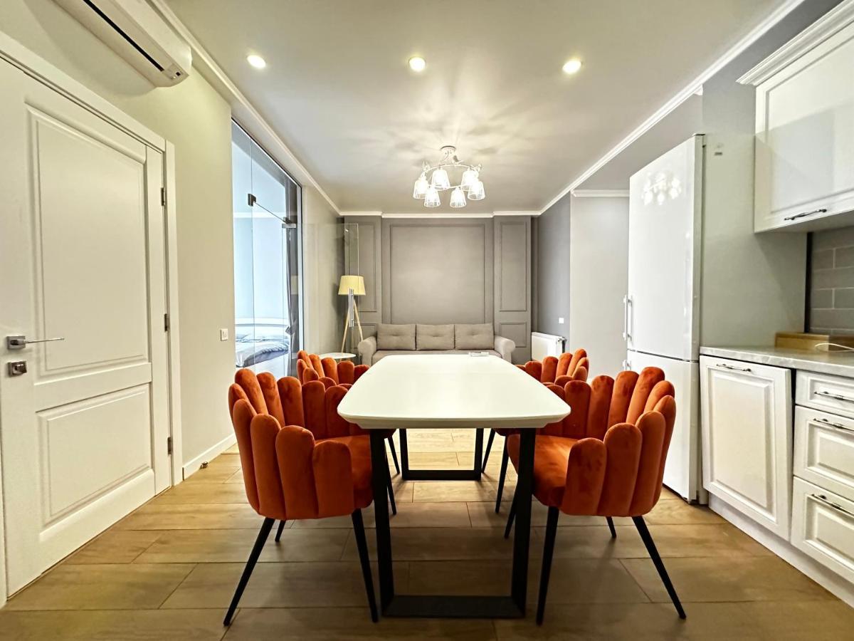 Gagarin Plaza Stylish Apartment Одеса Екстериор снимка