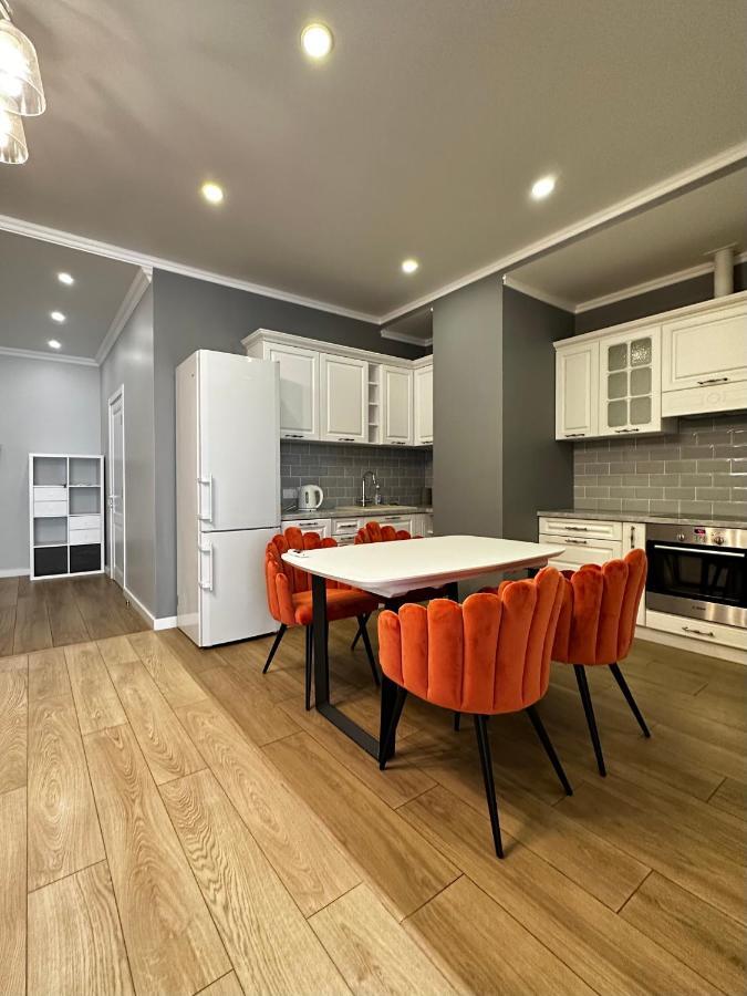 Gagarin Plaza Stylish Apartment Одеса Екстериор снимка